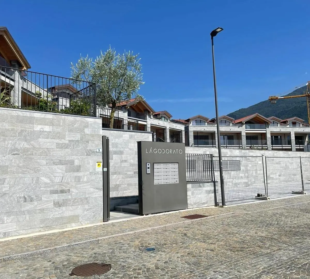 Lago Dorato Roxy Apartament Colico Apartment
