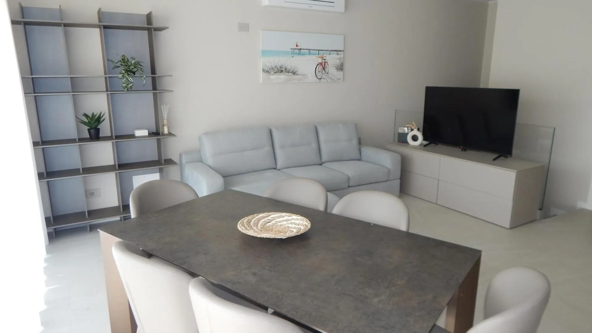 Apartment Lago Dorato Roxy Apartament Colico