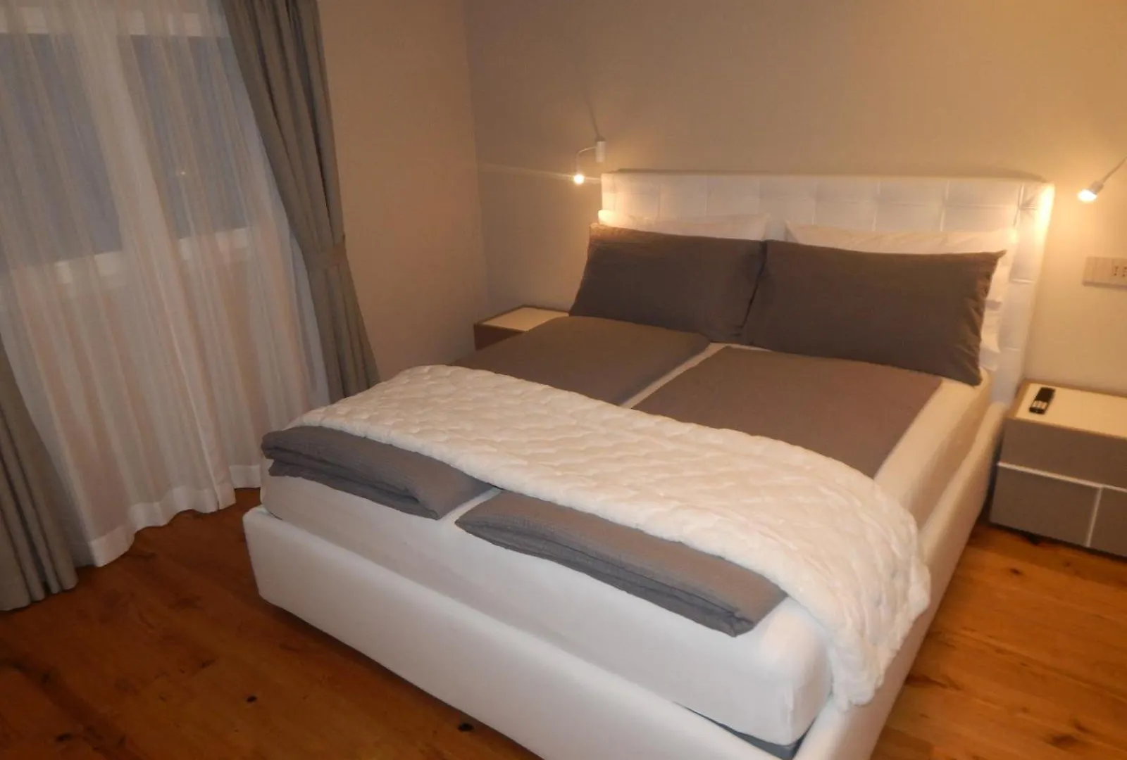 Lago Dorato Roxy Apartament Colico